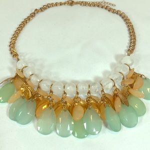 Cache peach, mint & white beads on gold tone